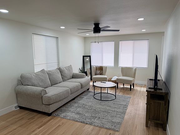 5th image of 111 Grandpre Cir APT A