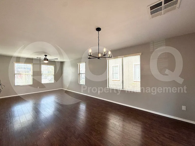 1911 S Tucana Ln — Photo 5