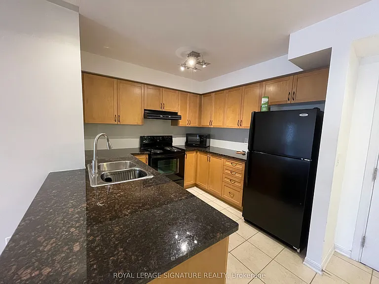 10 Mendelssohn St #327 — Photo 8