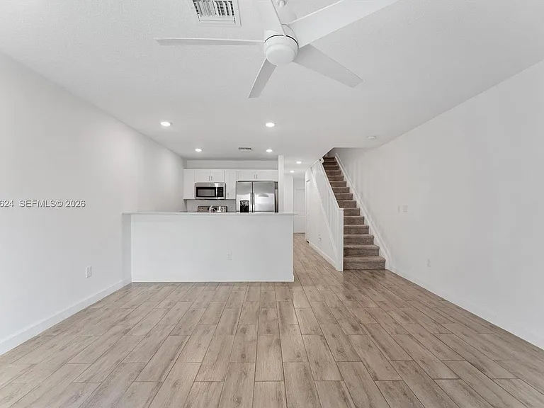 5010 Genove Pl #5010 — Photo 23