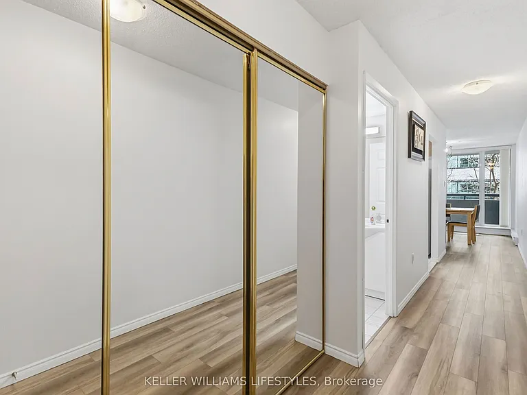 155 Kent St #405 — Photo 8