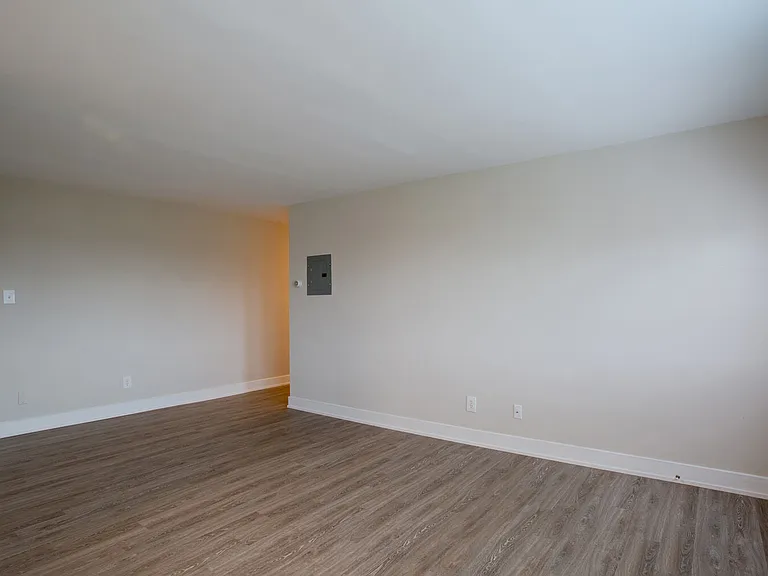 Chestnut Terrace Apartments — Photo 6