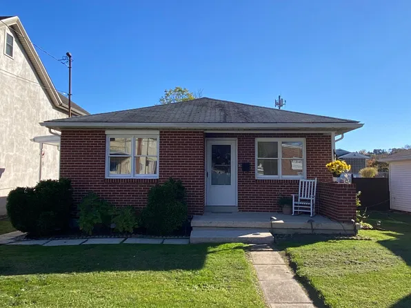 35 Pottsville St, Cressona, PA 17929