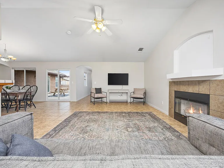 11610 Invidia Ct — Photo 16