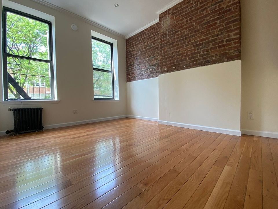1st image of 239 Henry St APT 4A