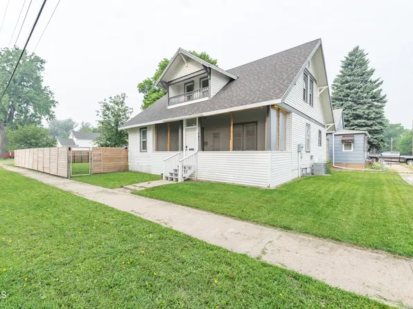 501 3rd Ave SE, Mandan, ND 58554