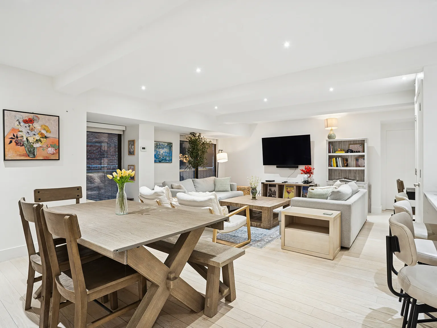 254 Park Avenue South — Photo 2