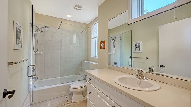 Downstairs full bath
