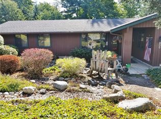 909 Marie Pl, Sedro Woolley, WA 98284