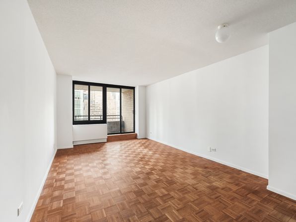 200 Rector Pl APT 20J