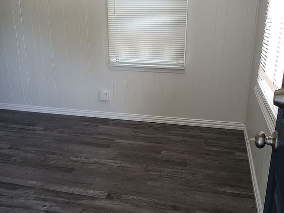4th image of 4256 Standish Rd #B