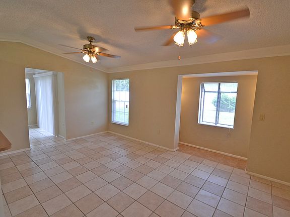 2nd image of 1327 Primrose Ct
