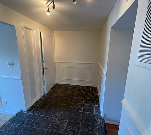 3rd image of 18479 Stone Hollow Dr #1