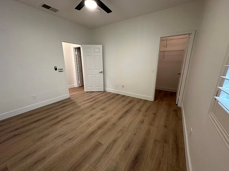 1523 Clifftop Ave — Photo 18