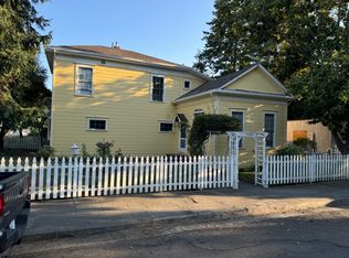 829 Saint Helena Ave #B, Santa Rosa, CA 95404