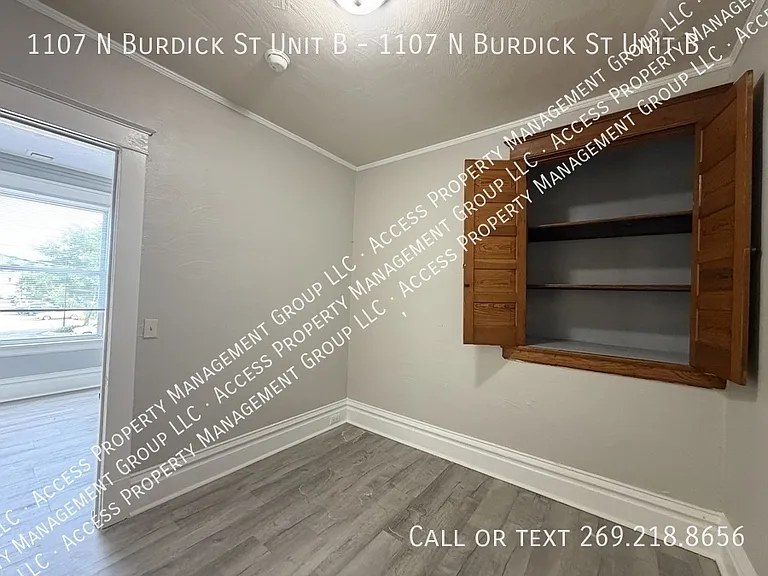 1107 N Burdick St #B — Photo 9