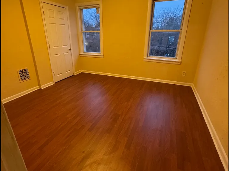 278 E Montana St — Photo 5