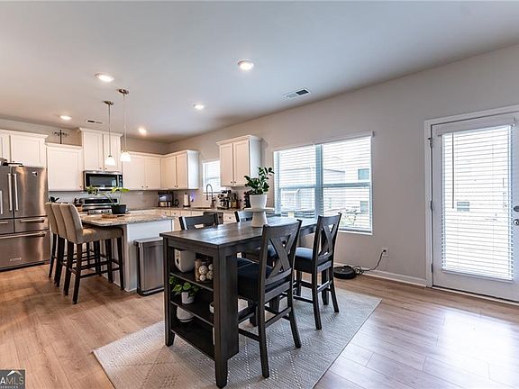 5th image of 2038 Mitchell Farm Rd