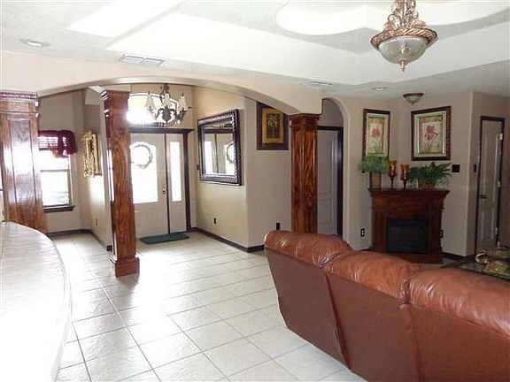 3rd image of 8737 Rolling Hills Dr