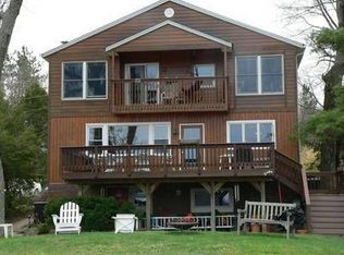 19 Capstan Rd, West Milford, NJ 07480