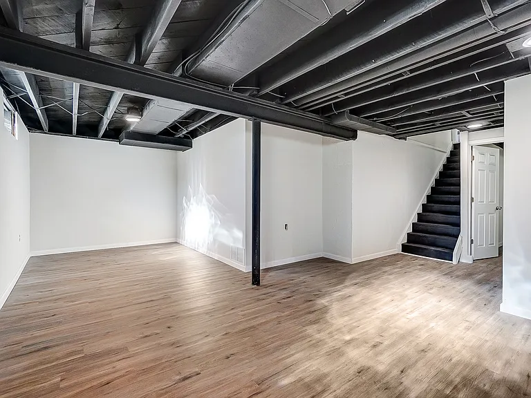 4016 Maricarr Dr — Photo 41
