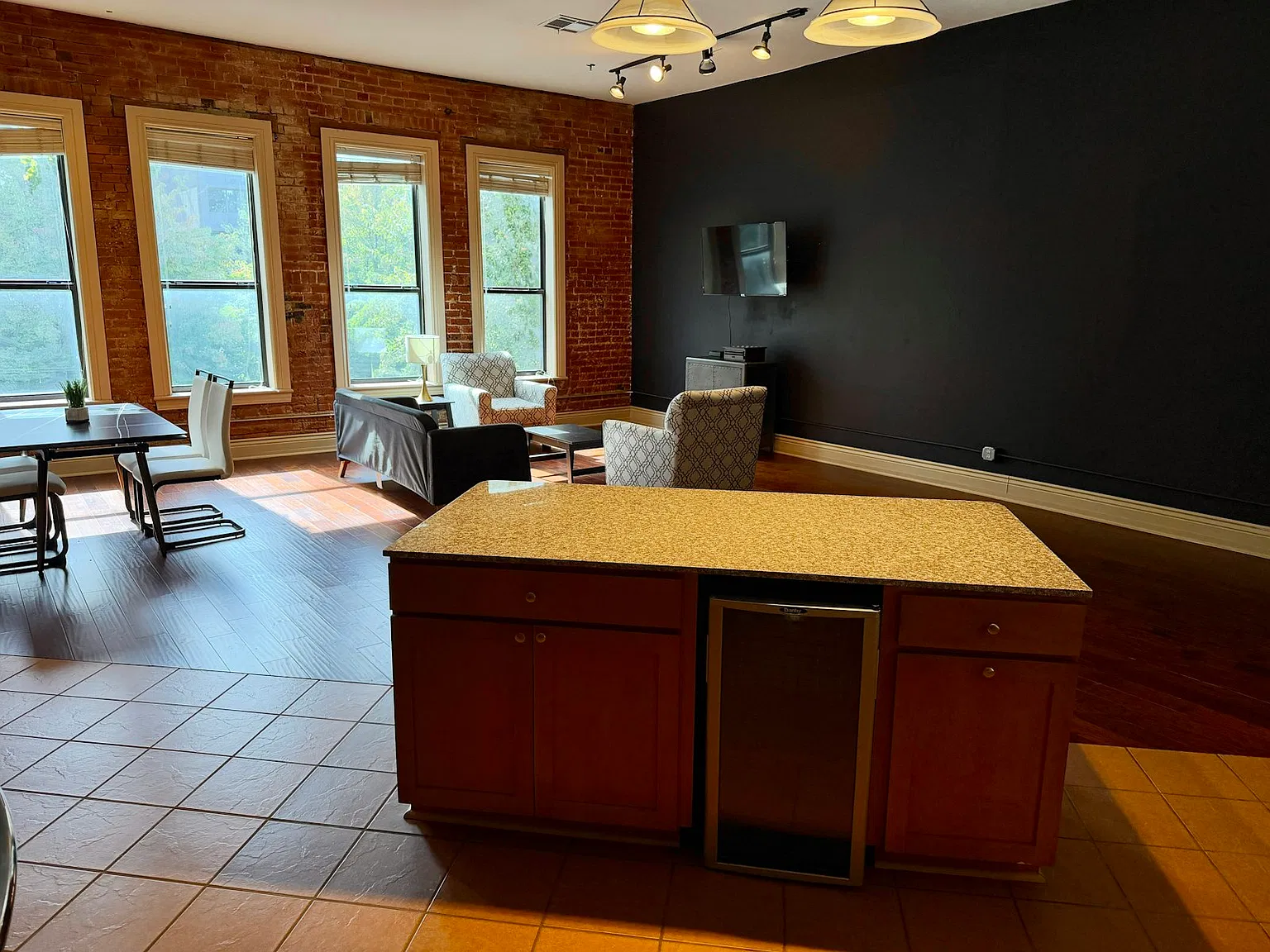 518 Colcord Drive, Unit 3 — Photo 3