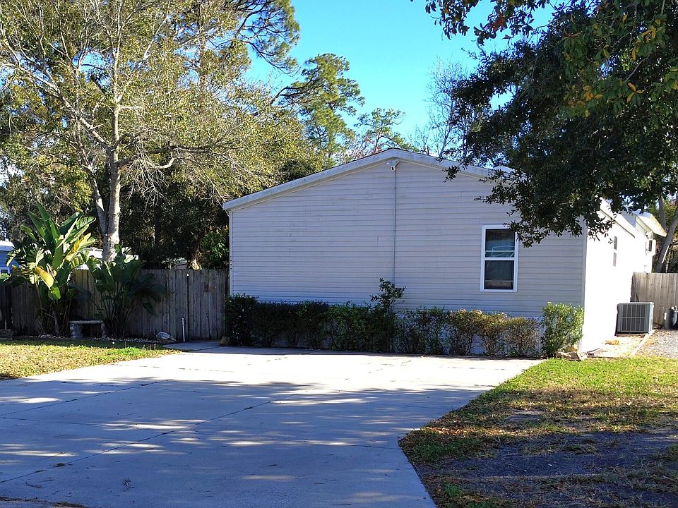 1st image of 1079 N Green Acres Cir #N