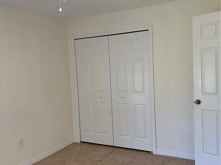 1117 SW 8th Pl — Photo 13