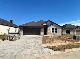 1316 Oak Valley, Denton, TX 76209