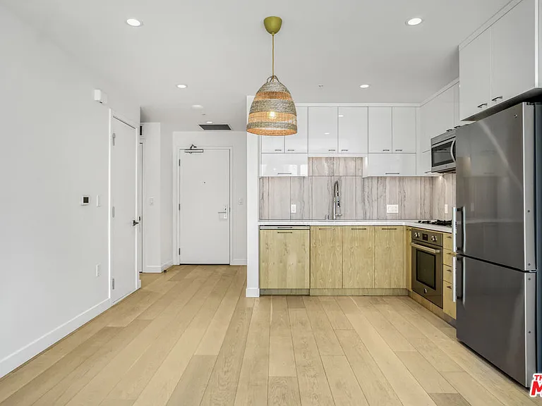 400 S Broadway Ave #1608 — Photo 27