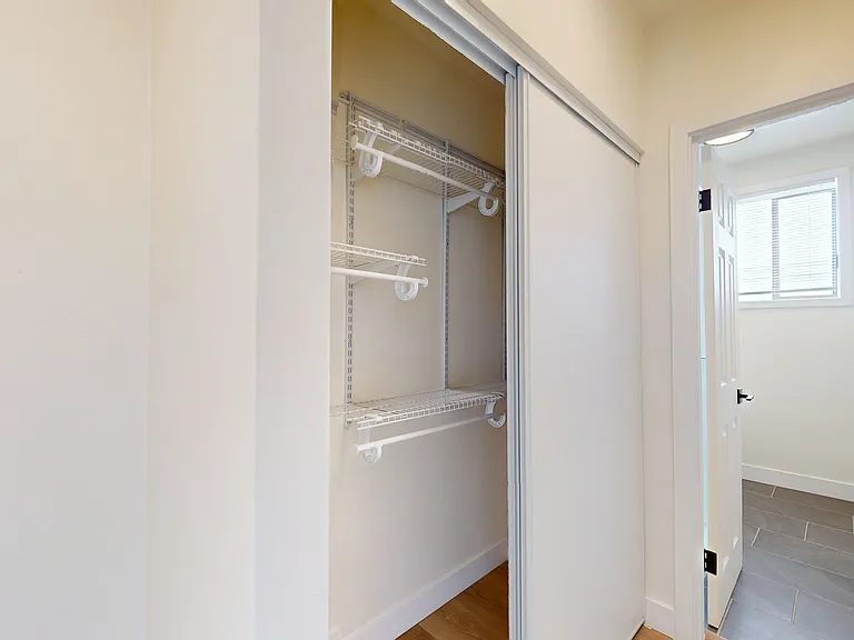 1536 Great Hwy #35 — Photo 12