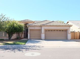 780 N Madrid Ln, Chandler, AZ 85226