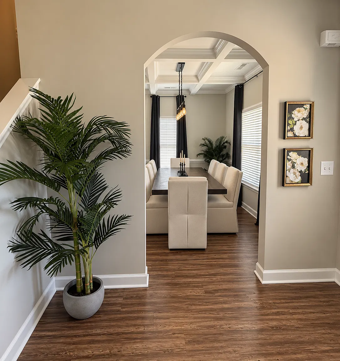 3 bed, 2.5 bath, 2203 sqft, $2,300 — Photo 3