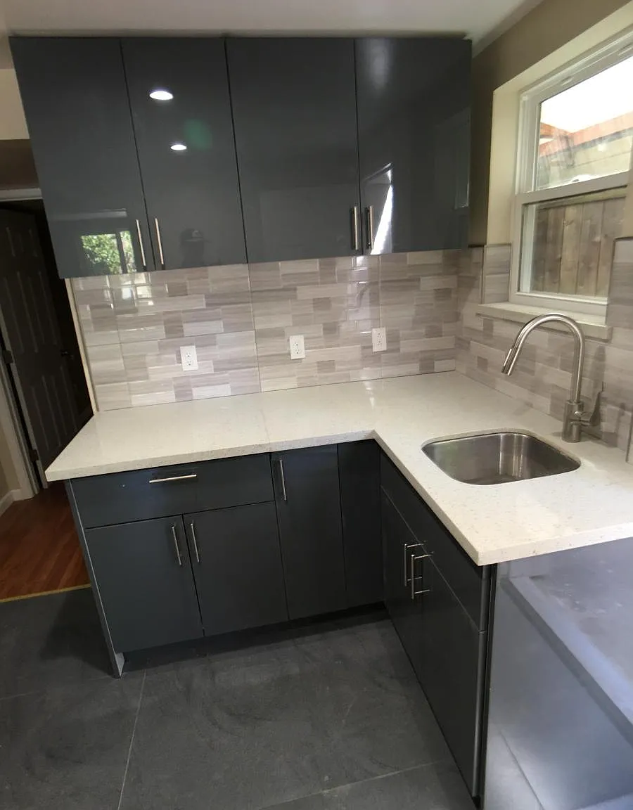 2 bed, $2,630 — Photo 1