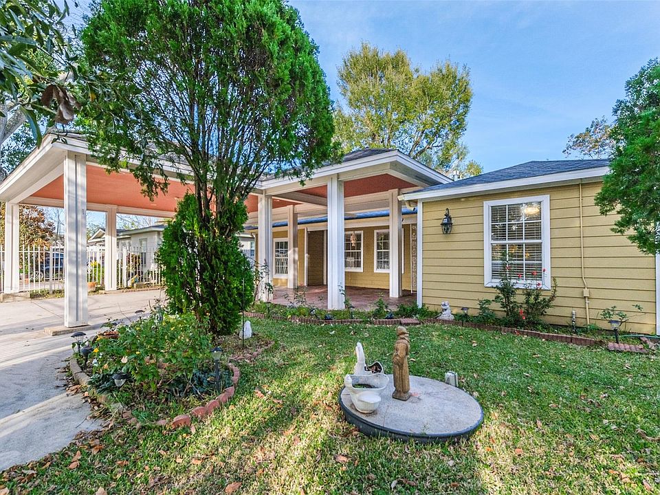 1st image of 5931 Honeysuckle Dr