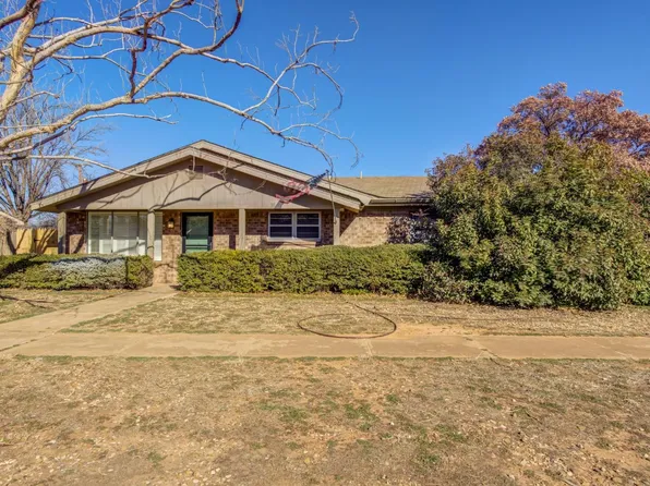 110 N Terry Dr, Slaton, TX 79364