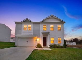 22 Preening Rd, Hedgesville, WV 25427