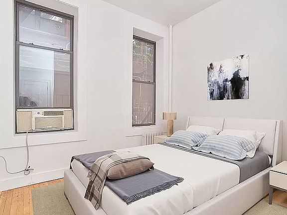 3rd image of 229 E 53rd St APT 1R