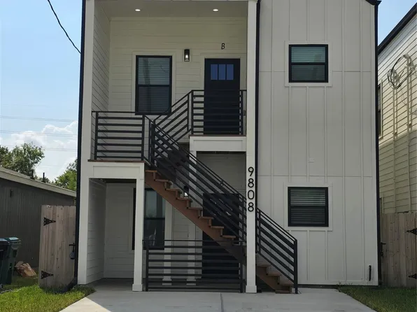 9808 Pelsey #B, Houston, TX 77029