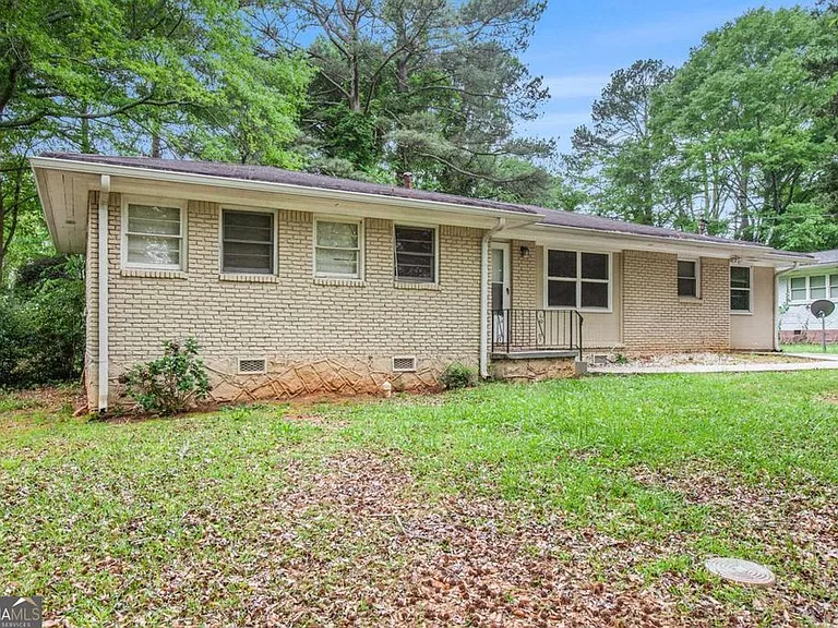 3367 Misty Valley Rd — Photo 1