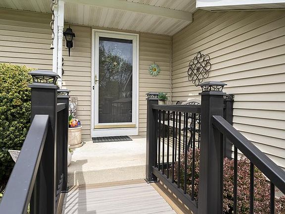 4th image of 204 Cambridge AVENUE