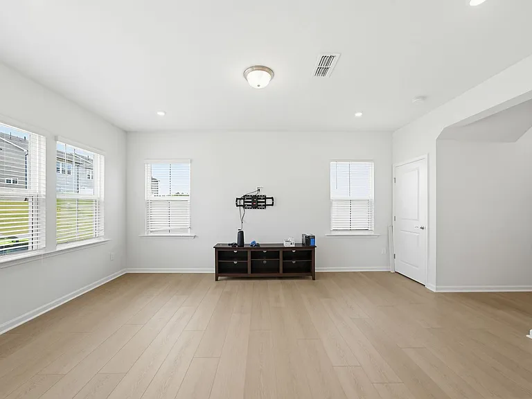 2109 Sun Vibes Way — Photo 17