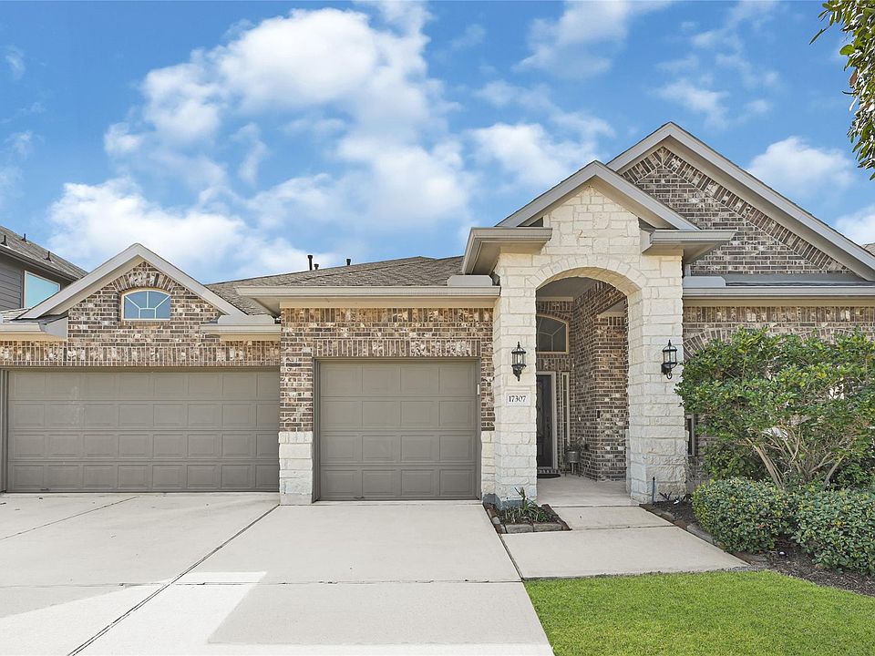 1st image of 17307 Currawong Court