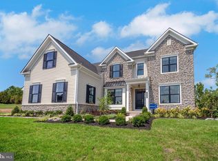 412 Stone House Cir, Collegeville, PA 19426