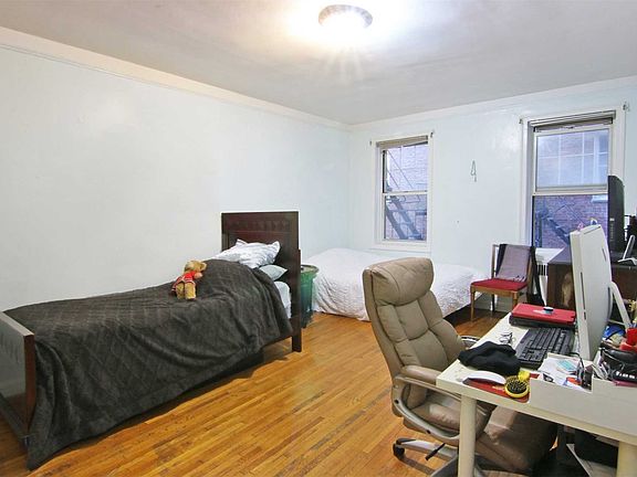 4th image of 111-14 76th Ave #212