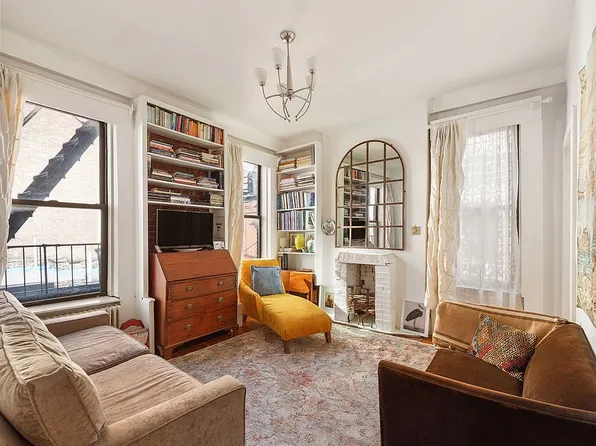 8 Bethune St #14, New York, NY 10014