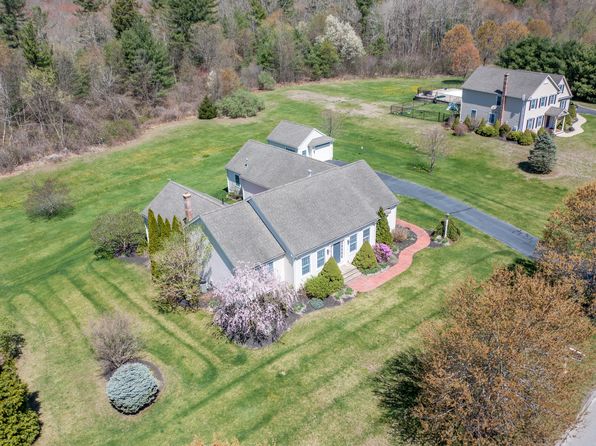 41 Senexet Village Rd, Woodstock, CT 06281