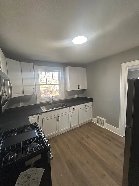 2 bed, 825 sqft, $1,250 — Photo 2