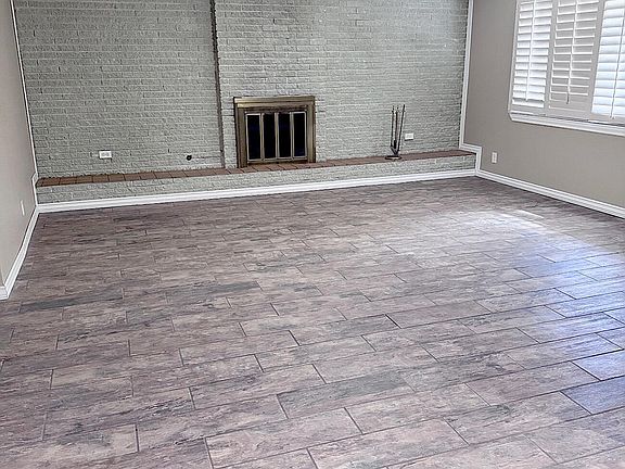 2nd image of 3330 Wedgewood Dr
