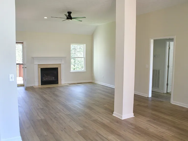 110 Koleberg Trl — Photo 12